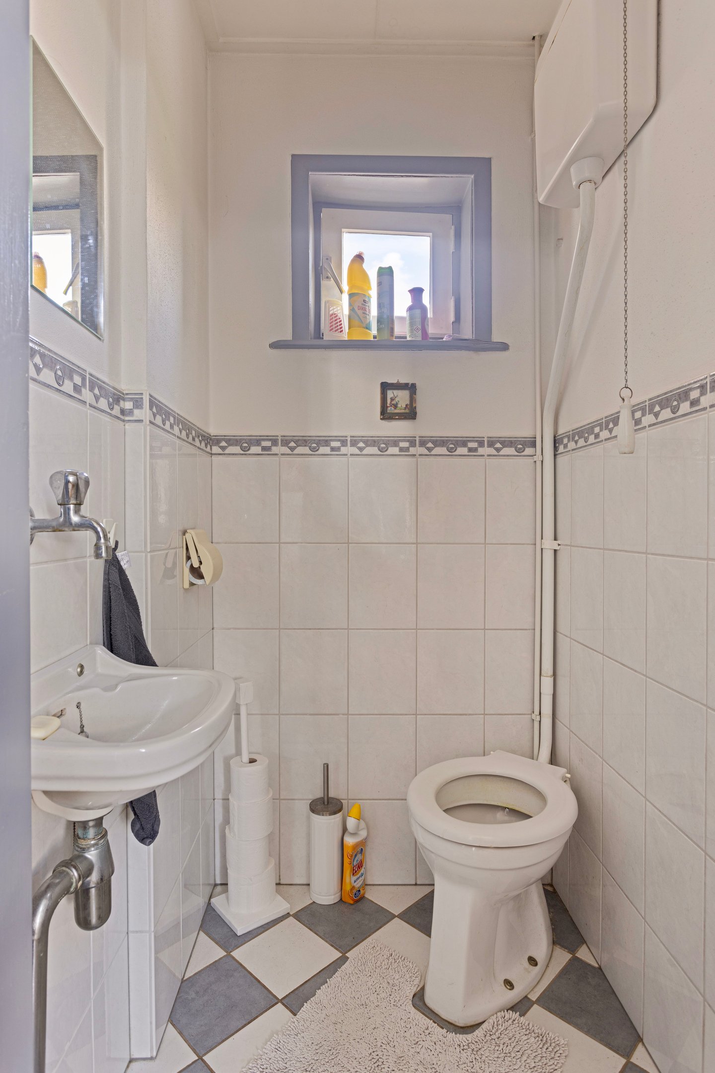 toilet